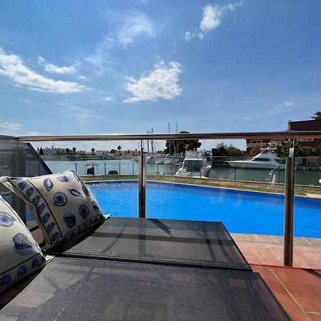 Blau Apartamento Frente A Los Canales Y Las Puestas De Sol De רוזס מראה חיצוני תמונה